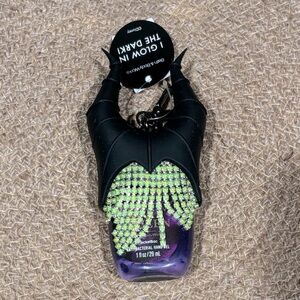 Disney Villains B&B Collection - Malificent Glow in the Dark Antu Bac & Holder